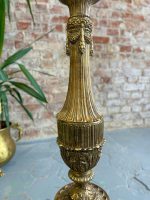 Ļoti liela metāla stāvlampa neoklasicisma stilā ar ļoti smalku detalizāciju (Monumental Neoclassical Metal Floor Lamp) (3496) - Image 10