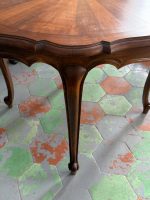 Extendable Dining Table with Sunburst Inlay and Cabriole Legs — Louis XV, France, c. 1890. (6338) - Image 12