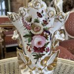 Porcelāna Vāze ar Ziedu Motīviem, Vidēja Izmēra, Smaga (4327)