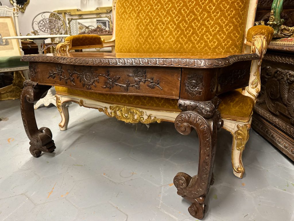 Riekstkoka Sienas Konsole ar Atvilktni — Rococo Chinoiserie, Francija/Beļģija, 19.gs. (5161) - Image 1