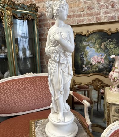 Kvindefigur, meget tung, mellemstor (4319)