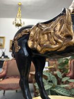 Zirga Figūra Melnā/Zelta Krāsā, Baroka/Neoklasicisma stils, Eiropas dekoratīvās skulptūras tradīcija, ap 20. gs. otrā puse Keramika, Vidēji Smaga, Vidēji Maza Izmēra (4193) - Image 9