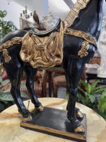 Zirga Figūra Melnā/Zelta Krāsā, Baroka/Neoklasicisma stils, Eiropas dekoratīvās skulptūras tradīcija, ap 20. gs. otrā puse Keramika, Vidēji Smaga, Vidēji Maza Izmēra (4193) - Image 12