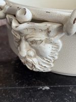 Liela krēmkrāsas fajansa bļoda ar maskaroniem- Historisma stilā (Large Antique Faience Bowl) (6970) - Image 9