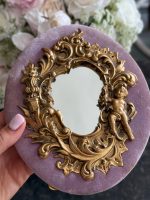 Petit miroir de table, velours ancien, détails en bronze, figurine d'ange (6990) – Image 3
