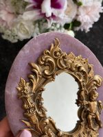 Petit miroir de table, velours ancien, détails en bronze, figurine d'ange (6990) – Image 7