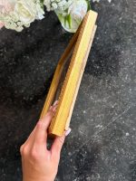 ierāmēts šķīvis zelta krāsas rāmī ar stiklu, liekams pie sienas, maza izmēra (6991) - Image 9
