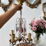Neliela Izmēra Griestu Lampa ar 4 Spuldzēm, Violeta un Rozā Krāsas Detalizācija (5049)