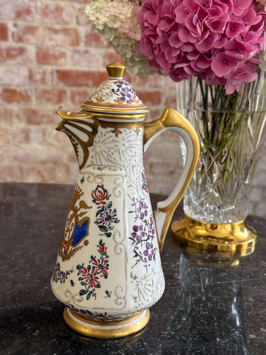 apgleznota porcelāna tējkanna, neliela izmēra (7229) - Image 1