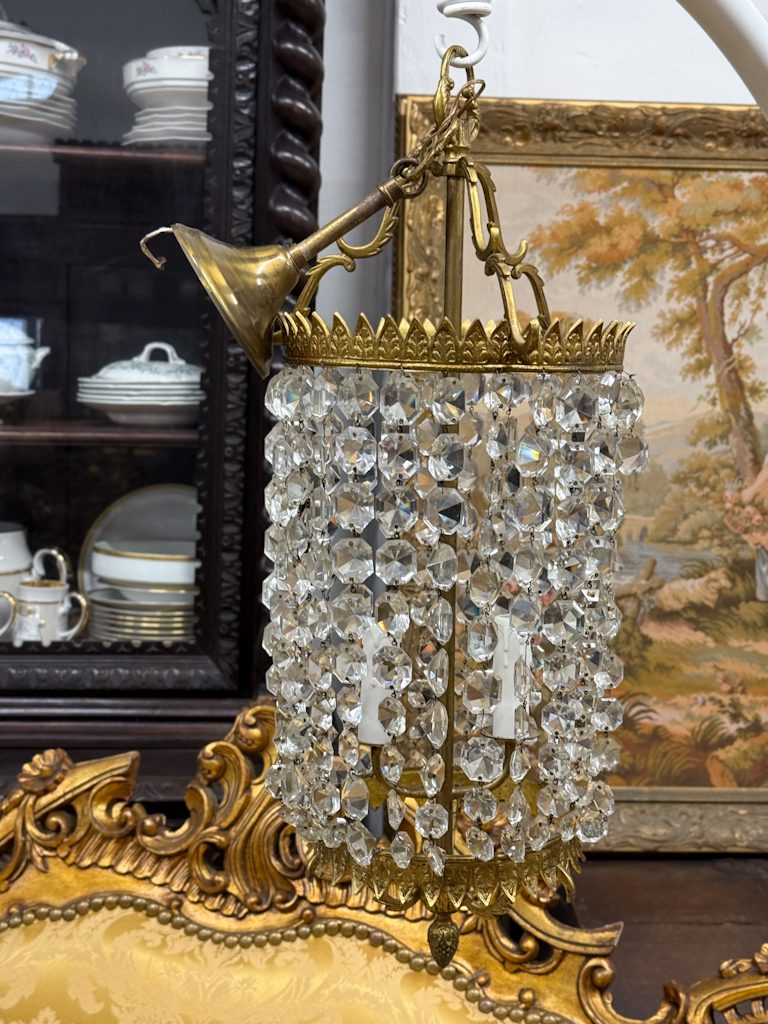 Neliela Izmēra Griestu Lampa ar Kristāliņiem, 3 Spuldzes (5441) - Image 1