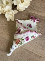 Antīka franču porcelāna sienas vāze ar ziedu motīviem (J. Golse, Châteauroux), Neliela Izmēra (5620) - Image 2