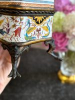izsmalcināta, sena porcelāna lāde ar ļoti smalku detalizāciju, zila auduma iekšpusi, metāla elementiem, vidēja izmēra (7245) - Image 12
