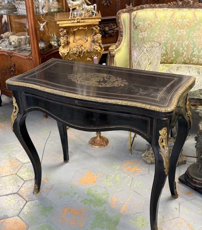 Sortlakeret spillekonsol med Boulle-indlæg – Napoleon III, Frankrig, 1800-tallet