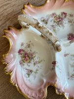 Porcelāna šķīvis ar ziedu motīviem, šķīvim ir rokturis un trīs nodalījumi (5755) - Image 8