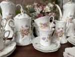 Grezns un Liels Limožas Porcelāna Kafijas un Tējas Servīzes Komplekts (fine antique French Limoges porcelain set) — Historisma stilā, (3655) - Image 10