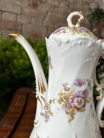 Grezns un Liels Limožas Porcelāna Kafijas un Tējas Servīzes Komplekts (fine antique French Limoges porcelain set) — Historisma stilā, (3655) - Image 24