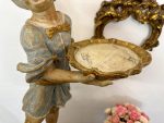 Træfigur – Pige med bakke, mellemstor, mellemtung (4558) - Billede 14