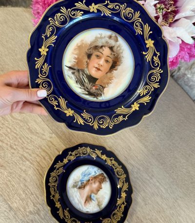 Antik Limoges porcelænsplade "Portræt af en dame" – ca. 1900
