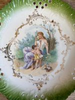 Grezni antīki ažūra porcelāna kabineta šķīvīši "Amoriņi" — XIX gs. otrā puse, 2gab (5752) - Image 5