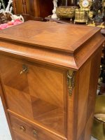 Haute commode - Secrétaire, avec tiroirs et plateau de travail rabattable (5467) – Image 8