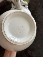 Pāris greznu antīku porcelāna vāžu ar ziedu motīviem — historisma stilā (antique porcelain vases) (6865) - Image 15