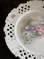 Antīks porcelāna kūku šķīvis ar gulbjiem — Austro-Ungārijas impērija (Antique Porcelain Cake Stand) (6866) - Image 3