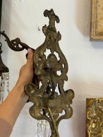Bra Bronzas sienas lampa ar enģeļa (Putto) figūru un kristāliem — Neo-Rokoko, Francija, ap 1890. g. (6082) - Image 14