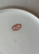 15gb antīki porcelāna šķīvji ar iniciāļiem — "CH. PILLIVUYT & Cie PARIS", "EXP. 1867 MEDAILLE D'OR" - Zelta medaļa (15 antique porcelain plates in Historicism style) (6896) - Image 9