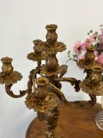 Grezns un Monumentāls Bronzas Kandelabrs 6 Svecēm — Neorokoko stilā, (Grand Bronze Rococo Candelabra for Six Candles — Neo-Rococo Style) (5066) - Image 4