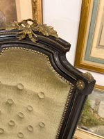 Melns ebenizēts Napoleona III stila krēsls ar zeltītu bronzu un zaļu samtu (6023) - Image 4