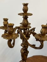Grezns un Monumentāls Bronzas Kandelabrs 6 Svecēm — Neorokoko stilā, (Grand Bronze Rococo Candelabra for Six Candles — Neo-Rococo Style) (5066) - Image 8