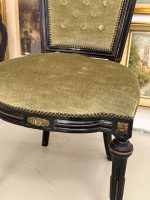 Melns ebenizēts Napoleona III stila krēsls ar zeltītu bronzu un zaļu samtu (6023) - Image 7