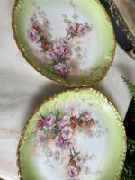Porcelāna Šķīvji ar Ziedu Motīviem, Vidēji Liela Izmēra (4914) - Image 8