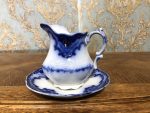 Porcelāna piena krūze ar šķīvi - tumši zilā un baltā krāsā (250) - Image 3