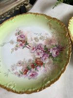 Porcelāna Šķīvji ar Ziedu Motīviem, Vidēji Liela Izmēra (4914) - Image 11