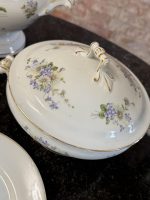 Silēzijas porcelāna pusdienu servīze ar meža ziedu motīvu — Historisms (6856) – Bild 17