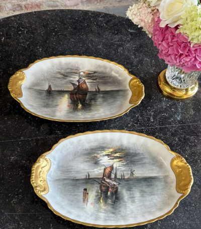 Store porcelænstallerkener/bakker med skibe