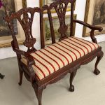Chippendale-stil to-personers sofa med udskæringer, mahogni (6017)