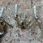 bra sienas lampa 3 spuldzēm ar lieliem, smagiem kristāliem, vidēja izmēra (6765)