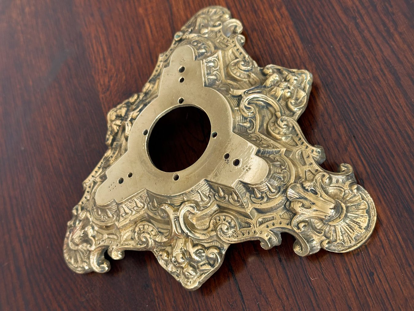 Metāla Dekors (4996) - Image 1