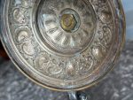 Vēsturisks gravēts bronzas kauss ar vāku — dāvinājums ugunsdzēsēju brigādei (antique bronze tankard) (6840) - Image 26