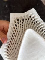 "Limoge" porcelāna trauciņš ar ziedu motīvu un zelta krāsas akcentu, vidēja izmēra (7200) - Image 11