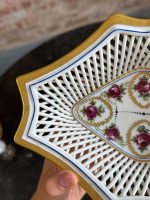 "Limoge" porcelāna trauciņš ar ziedu motīvu un zelta krāsas akcentu, vidēja izmēra (7200) - Image 8