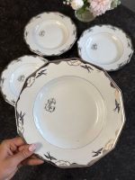 Antīki Limoges porcelāna šķīvji ar sudraba bezdelīgām (4 gab.) — Francija (Antique Limoges porcelain plates in Art Deco style) (6874) - Image 2
