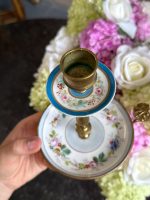 porcelāna svečturis, maza izmēra, viegls pēc svara, pamatnē ir neliela, smalka matveida plaisa (7215) - Image 6