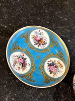 apgleznots porcelāna duo ar ziedu motīviem - piena krūze un apakštasīte (6844) - Image 10