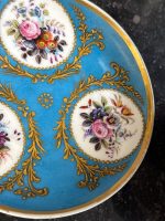 apgleznots porcelāna duo ar ziedu motīviem - piena krūze un apakštasīte (6844) - Image 12