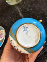 apgleznots porcelāna duo ar ziedu motīviem - piena krūze un apakštasīte (6844) - Image 15