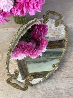 spoguļa paplāte, liela izmēra "vanity mirror tray / plateau de toilette" , spogulis ir novecojis ar pleķiem (5790)