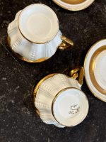 Zeltīta porcelāna kafijas servīze divām personām, "Les Perles" — Luija XV stilā (Gilt Porcelain Coffee Service for Two, "Les Perles" — Louis XV Style) (6897) - Image 18